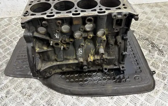 Hyundai Santa Fe Engine block 