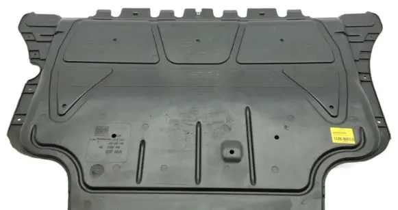 Volkswagen Golf VII Engine splash shield/under tray 5Q0825236