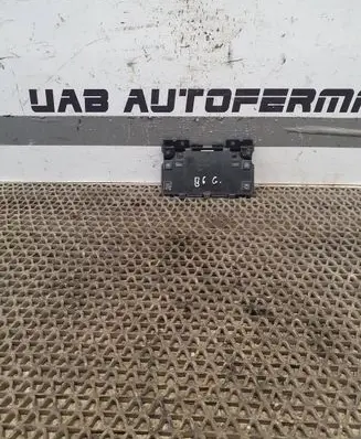 Volkswagen PASSAT B6 Rear air vent grill 3C0907815