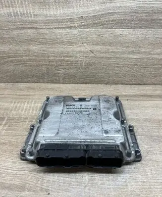 Chrysler Voyager Engine control unit/module P04727664AC 0281010814
