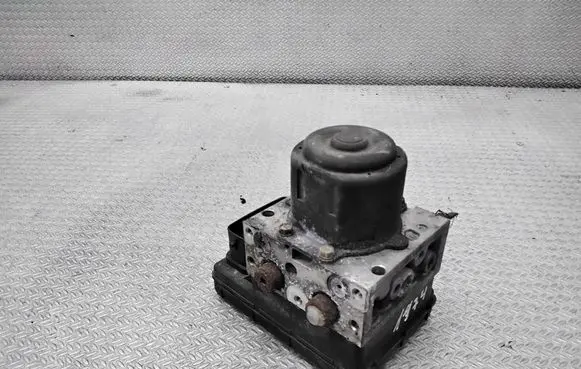 Toyota Avensis Verso ABS Pump 8954144050 4451044050