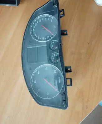 Volkswagen Jetta V Speedometer (instrument cluster)