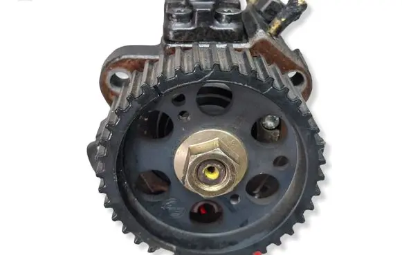 Opel Astra H Fuel injection high pressure pump S27635753 0445010150