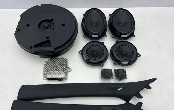 Nissan Qashqai J12 Audio system kit 28061