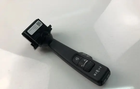 Volvo XC70 Indicator stalk 31456042