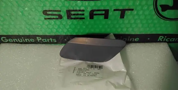 Audi A7 S7 4G Headlight washer spray nozzle cap/cover 4G8955275A SLINE