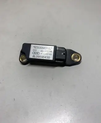 Audi A3 S3 8L Airbag deployment crash/impact sensor 8L0959643B 310398 023030AADXXY