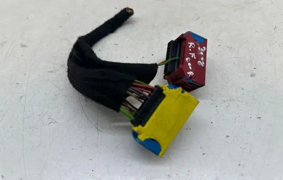 Peugeot 3008 I Front door wiring loom