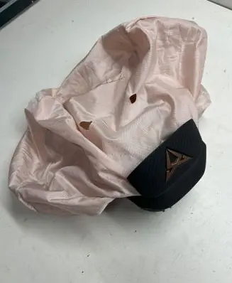 Steering wheel airbag