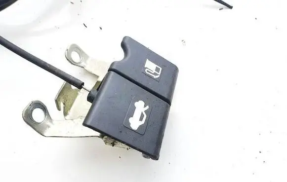 Nissan Qashqai Engine bonnet (hood) release handle 