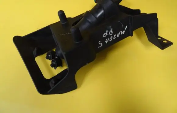 Headlight washer spray nozzle