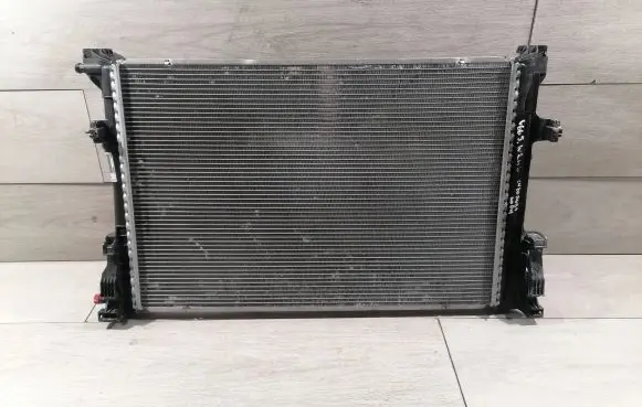 Mercedes-Benz B W246 W242 Radiator set A2465001303