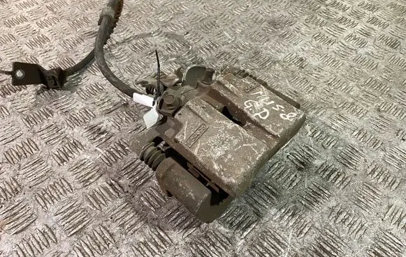 Ford Mustang VI Rear brake caliper FR3C2K327FE