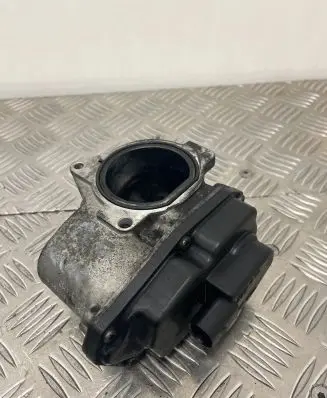 Audi A4 S4 B8 8K EGR valve 03L131501E