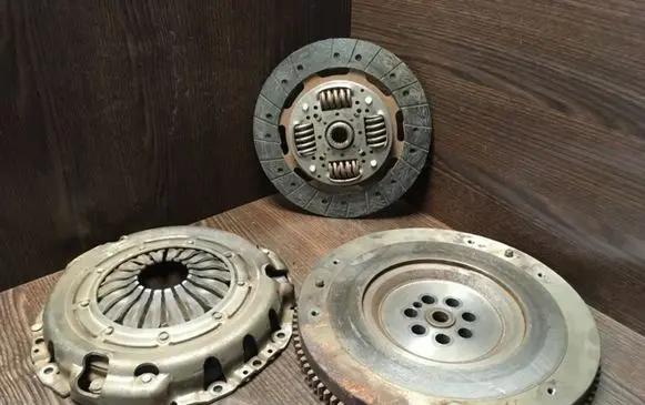 Renault Master II Flywheel 8200369837 8200375199