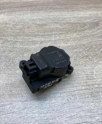 Ford Mondeo MK IV Air flap motor/actuator 3M5H19E616AB EAD251