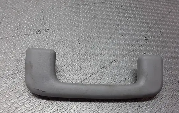 Mitsubishi Grandis Rear interior roof grab handle