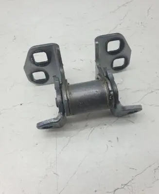 Tesla Model S Front door upper hinge 1120038