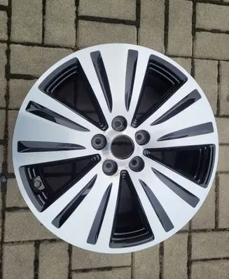KIA Venga R20 alloy rim 3W710