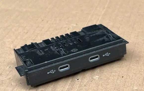 Volkswagen Polo V 6R Rear glass lock/latch E457 5NA035736