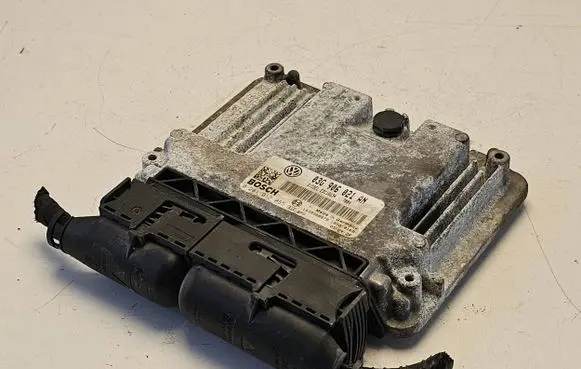 Skoda Octavia Mk2 (1Z) Engine control unit/module 03G906021AN 0281012085 1039S08879