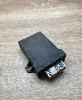 Peugeot 806 Coolant fan relay 9625286880