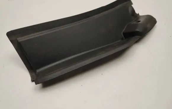 Mercedes-Benz GL X166 Tailgate/trunk side cover trim A1666900264