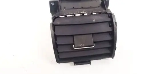 Honda CR-V Dash center air vent grill 77610SWAA0 77610-SWA-A0