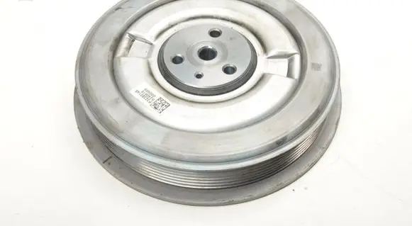 Volvo XC90 Crankshaft pulley 32380148