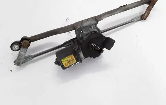 Renault Clio II Front wiper linkage 