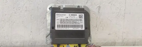 Mercedes-Benz Vito Viano W639 Airbag control unit/module A0009010201 0009010201