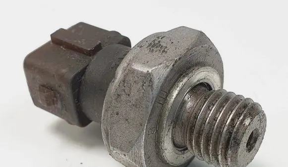 BMW 5 F10 F11 Air conditioning (A/C) pressure sensor 