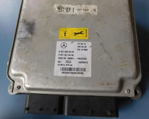 Mercedes-Benz Sprinter W906 Engine control unit/module 9519006900