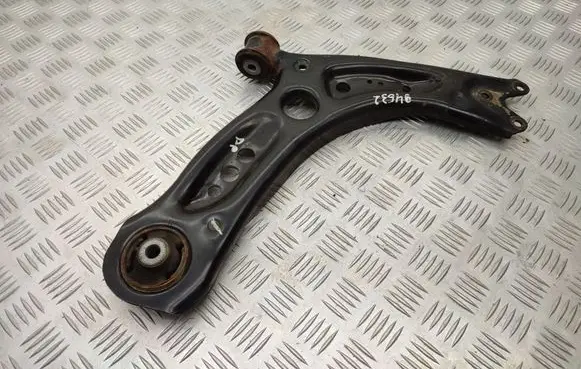 Seat Leon (5F) Front lower control arm/wishbone 5Q0407152L