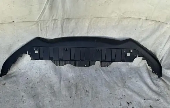 Honda HR-V Front bumper lip 71102-T7W-A000