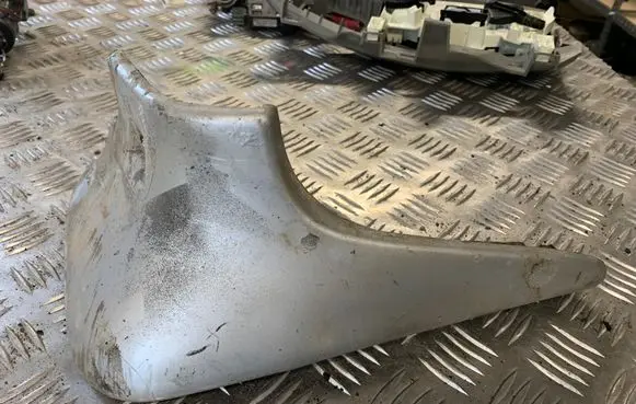 Mazda 323 Front mudguard B01A51841