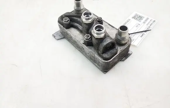 Mercedes-Benz E W238 Oil filter mounting bracket A0995001900