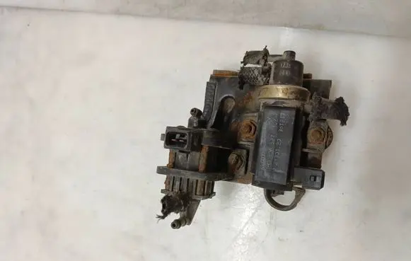 Audi A6 S6 C5 4B Turbo solenoid valve 1H0906627 72190320 96T239