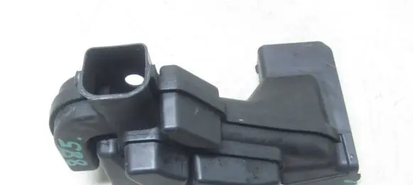 Nissan Qashqai Air intake duct part 4ED0C