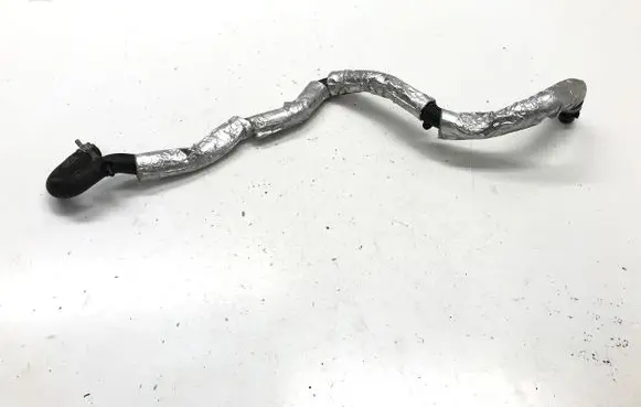 Volvo XC40 Engine coolant pipe/hose 32138737