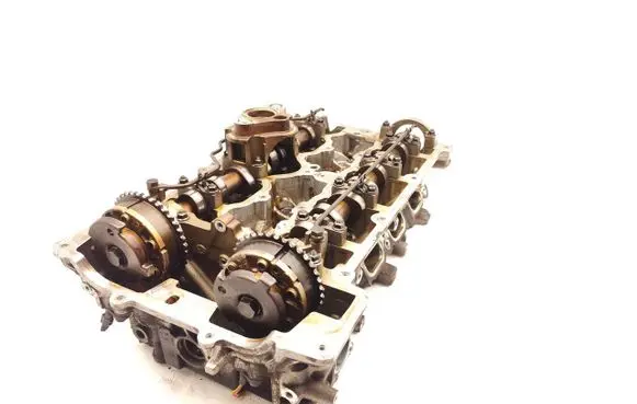 BMW 1 E81 E87 Engine head 7559168