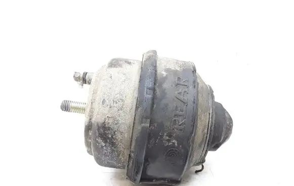 Volvo XC90 Engine mount bracket 30666175