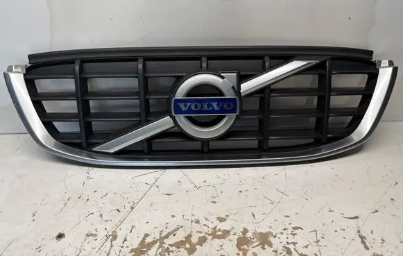 Volvo XC60 Front bumper upper radiator grill 30764558