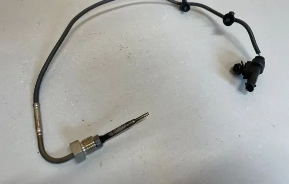 Opel Zafira C Exhaust gas temperature sensor 55497866