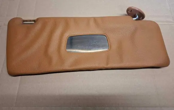 Mercedes-Benz W123 Sun visor LF12