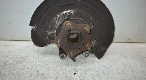 Jaguar XJL Rear wheel hub