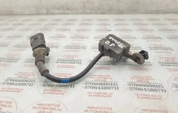 Volkswagen Touareg I Acceleration sensor 7L0907674A