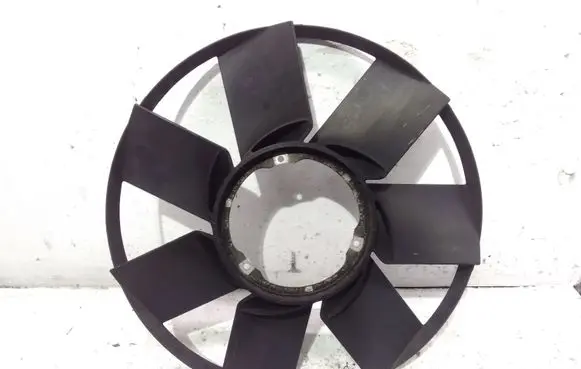 BMW X5 E53 Fan impeller 7789257