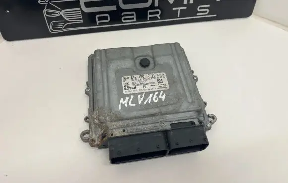 Mercedes-Benz ML W164 Engine control unit/module A6421501779 1039S08828 0281012015