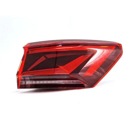 Volkswagen Touareg III Rear/tail lights 760945208C
